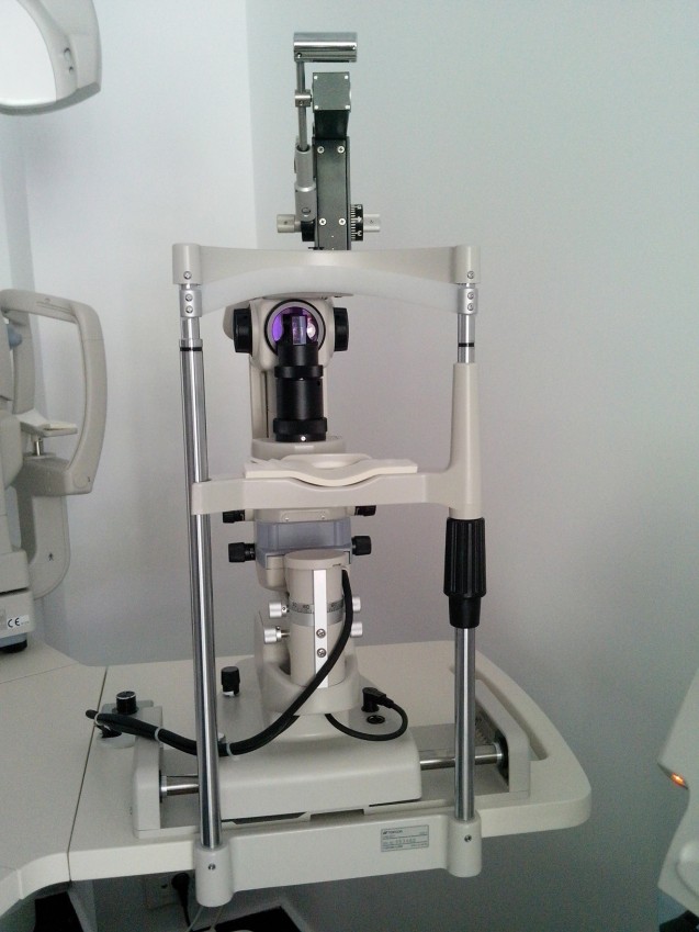 biomicroscop oftalmologic pret)